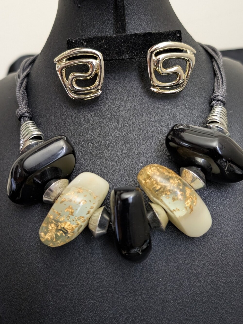 #23. Vintage Chico's Stone Necklace & Earrings on Leather Cord